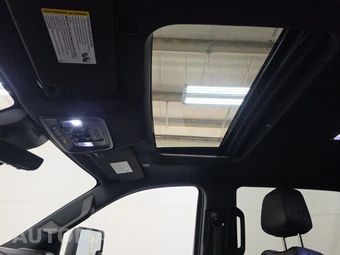 2024 Chevrolet Silverado 2500HD High Country Crew Cab Long Bed - miniatura 17