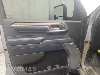 2024 Chevrolet Silverado 2500HD High Country Crew Cab Medium Bed - miniatura 9