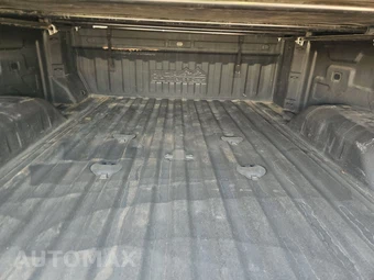 2024 Chevrolet Silverado 2500HD High Country Crew Cab Medium Bed - miniatura 23