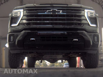2024 Chevrolet Silverado 2500HD High Country Crew Cab Medium Bed - miniatura 3
