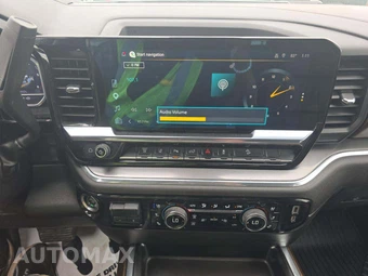 2024 Chevrolet Silverado 2500HD High Country Crew Cab Medium Bed - miniatura 10