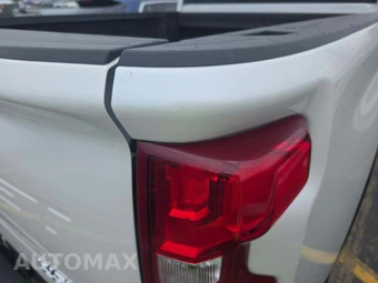 2024 Chevrolet Silverado 2500HD High Country Crew Cab Medium Bed - miniatura 23