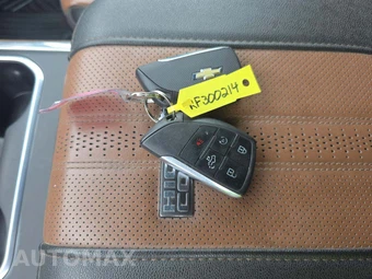 2024 Chevrolet Silverado 2500HD High Country Crew Cab Medium Bed - miniatura 8