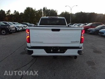 2024 Chevrolet Silverado 2500HD High Country Crew Cab Medium Bed - miniatura 4