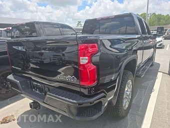2024 Chevrolet Silverado 2500HD High Country Crew Cab Medium Bed 3LZ - miniatura 3