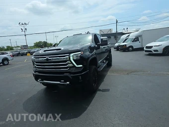 2024 Chevrolet Silverado 2500HD High Country Crew Cab Medium Bed 3LZ