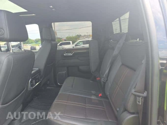 2024 Chevrolet Silverado 2500HD High Country Crew Cab Medium Bed 3LZ - miniatura 10