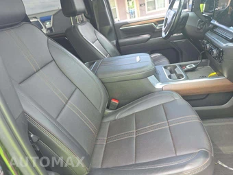 2024 Chevrolet Silverado 2500HD High Country Crew Cab Medium Bed 3LZ - miniatura 15