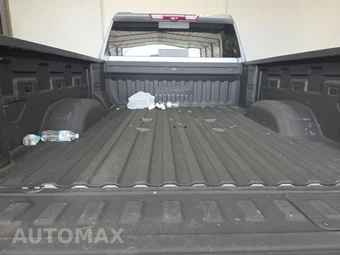 2024 Chevrolet Silverado 2500HD High Country Crew Cab Medium Bed 3LZ - miniatura 16