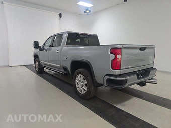 2024 Chevrolet Silverado 2500HD High Country Crew Cab Medium Bed 3LZ - miniatura 6
