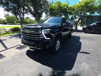 2024 Chevrolet Silverado 2500HD High Country Crew Cab Medium Bed 3LZ