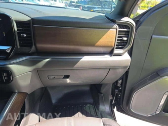 2024 Chevrolet Silverado 2500HD High Country Crew Cab Medium Bed 3LZ - miniatura 16