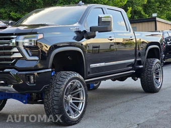 2024 Chevrolet Silverado 2500HD High Country Crew Cab Medium Bed 3LZ - miniatura 3