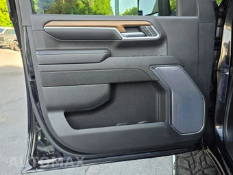 2024 Chevrolet Silverado 2500HD High Country Crew Cab Medium Bed 3LZ - miniatura 30