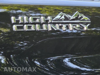 2024 Chevrolet Silverado 2500HD High Country Crew Cab Medium Bed 3LZ - miniatura 42