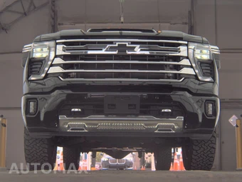 2024 Chevrolet Silverado 2500HD High Country Crew Cab Medium Bed 3LZ - miniatura 3