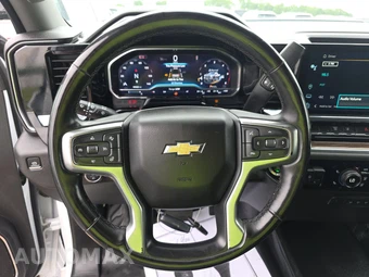 2024 Chevrolet Silverado 2500HD LT Crew Cab Long Bed 1LT - miniatura 10