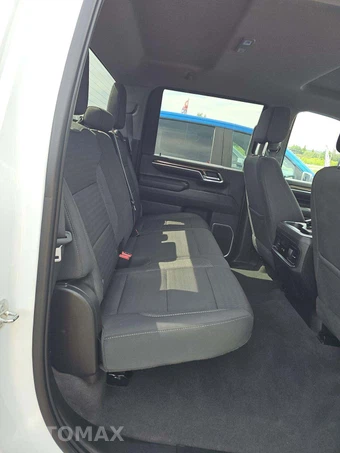 2024 Chevrolet Silverado 2500HD LT Crew Cab Medium Bed - miniatura 16
