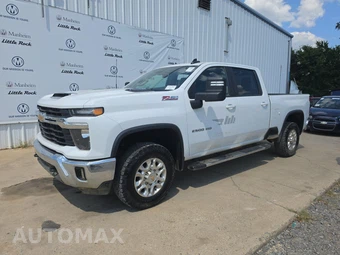 2024 Chevrolet Silverado 2500HD LT Crew Cab Medium Bed 1LT