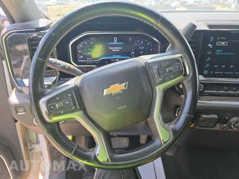 2024 Chevrolet Silverado 2500HD LT Crew Cab Medium Bed 1LT - miniatura 10
