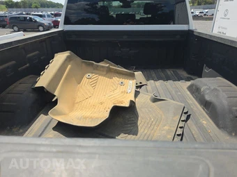 2024 Chevrolet Silverado 2500HD LT Crew Cab Medium Bed 1LT - miniatura 16