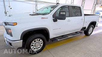 2024 Chevrolet Silverado 2500HD LT Crew Cab Medium Bed 1LT