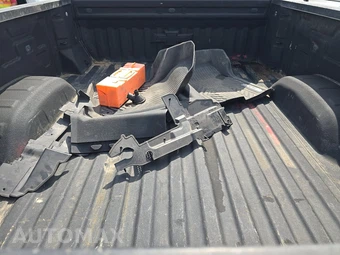 2024 Chevrolet Silverado 2500HD LT Crew Cab Medium Bed 1LT - miniatura 16