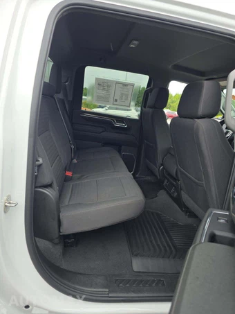 2024 Chevrolet Silverado 2500HD LT Crew Cab Medium Bed 1LT - miniatura 16