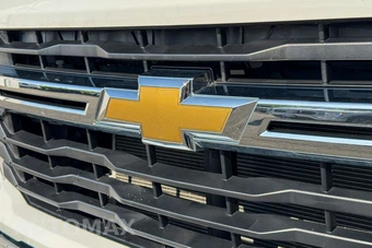 2024 Chevrolet Silverado 2500HD LT Crew Cab Medium Bed 1LT - miniatura 10