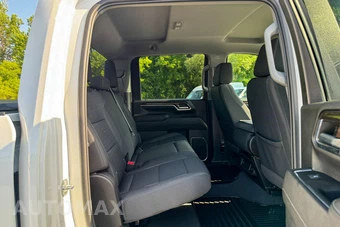 2024 Chevrolet Silverado 2500HD LT Crew Cab Medium Bed 1LT - miniatura 18