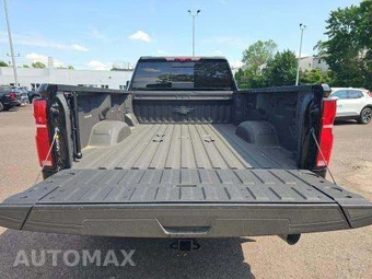 2024 Chevrolet Silverado 2500HD LTZ Crew Cab Long Bed 1LZ - miniatura 15