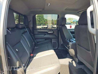 2024 Chevrolet Silverado 2500HD LTZ Crew Cab Long Bed 1LZ - miniatura 17