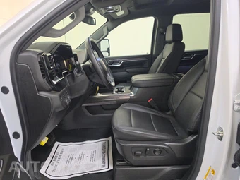 2024 Chevrolet Silverado 2500HD LTZ Crew Cab Medium Bed - miniatura 7