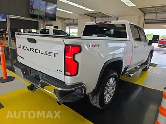 2024 Chevrolet Silverado 2500HD LTZ Crew Cab Medium Bed 1LZ - miniatura 4