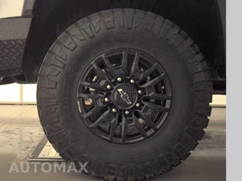 2024 Chevrolet Silverado 2500HD ZR2 Crew Cab Medium Bed 3LT - miniatura 9