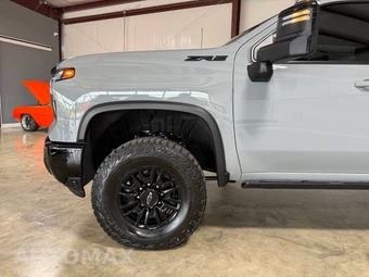 2024 Chevrolet Silverado 2500HD ZR2 Crew Cab Medium Bed 3LT - miniatura 2