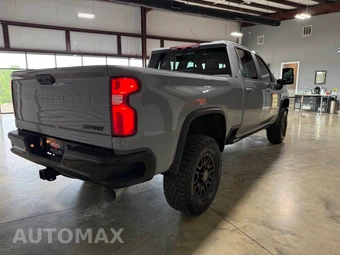 2024 Chevrolet Silverado 2500HD ZR2 Crew Cab Medium Bed 3LT - miniatura 8