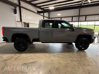2024 Chevrolet Silverado 2500HD ZR2 Crew Cab Medium Bed 3LT - miniatura 9