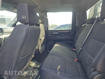 2024 Chevrolet Silverado 3500HD Cab Chassis LT Crew Cab 1LT DRW - miniatura 13