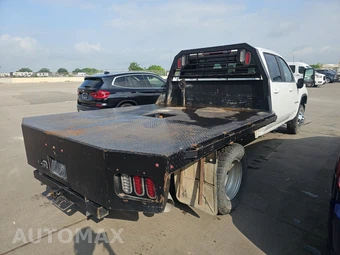 2024 Chevrolet Silverado 3500HD Cab Chassis LT Crew Cab 1LT DRW - miniatura 4