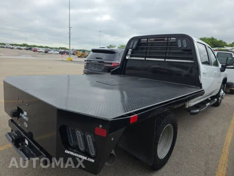 2024 Chevrolet Silverado 3500HD Cab Chassis LT Crew Cab 1LT DRW - miniatura 4
