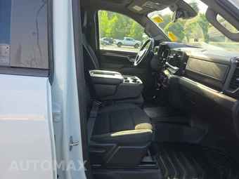 2024 Chevrolet Silverado 3500HD Cab Chassis LT Crew Cab 1LT DRW - miniatura 8