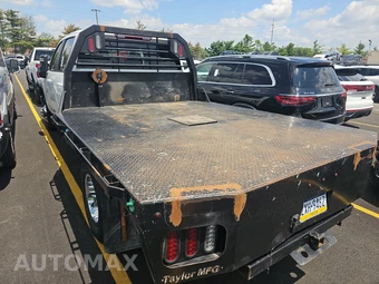 2024 Chevrolet Silverado 3500HD Cab Chassis LT Crew Cab 1LT DRW - miniatura 6