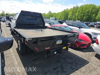 2024 Chevrolet Silverado 3500HD Cab Chassis LT Crew Cab 1LT DRW - miniatura 6