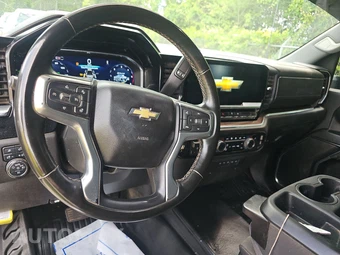 2024 Chevrolet Silverado 3500HD Cab Chassis LT Crew Cab 1LT DRW - miniatura 11