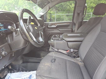2024 Chevrolet Silverado 3500HD Cab Chassis LT Crew Cab 1LT DRW - miniatura 7