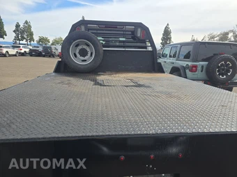 2024 Chevrolet Silverado 3500HD Cab Chassis LT Crew Cab 1LT DRW - miniatura 16