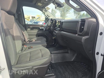 2024 Chevrolet Silverado 3500HD Cab Chassis LT Crew Cab 1LT DRW - miniatura 8