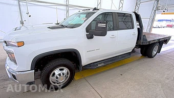 2024 Chevrolet Silverado 3500HD Cab Chassis LT Crew Cab 1LT DRW