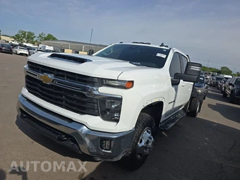 2024 Chevrolet Silverado 3500HD Cab Chassis LT Crew Cab 1LT DRW